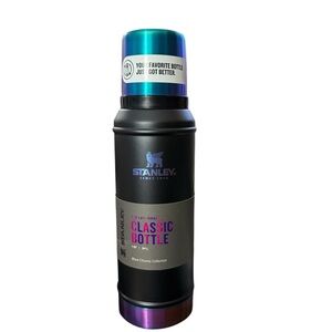 STANLEY Black Chroma Classic Bottle 1 QT NWT